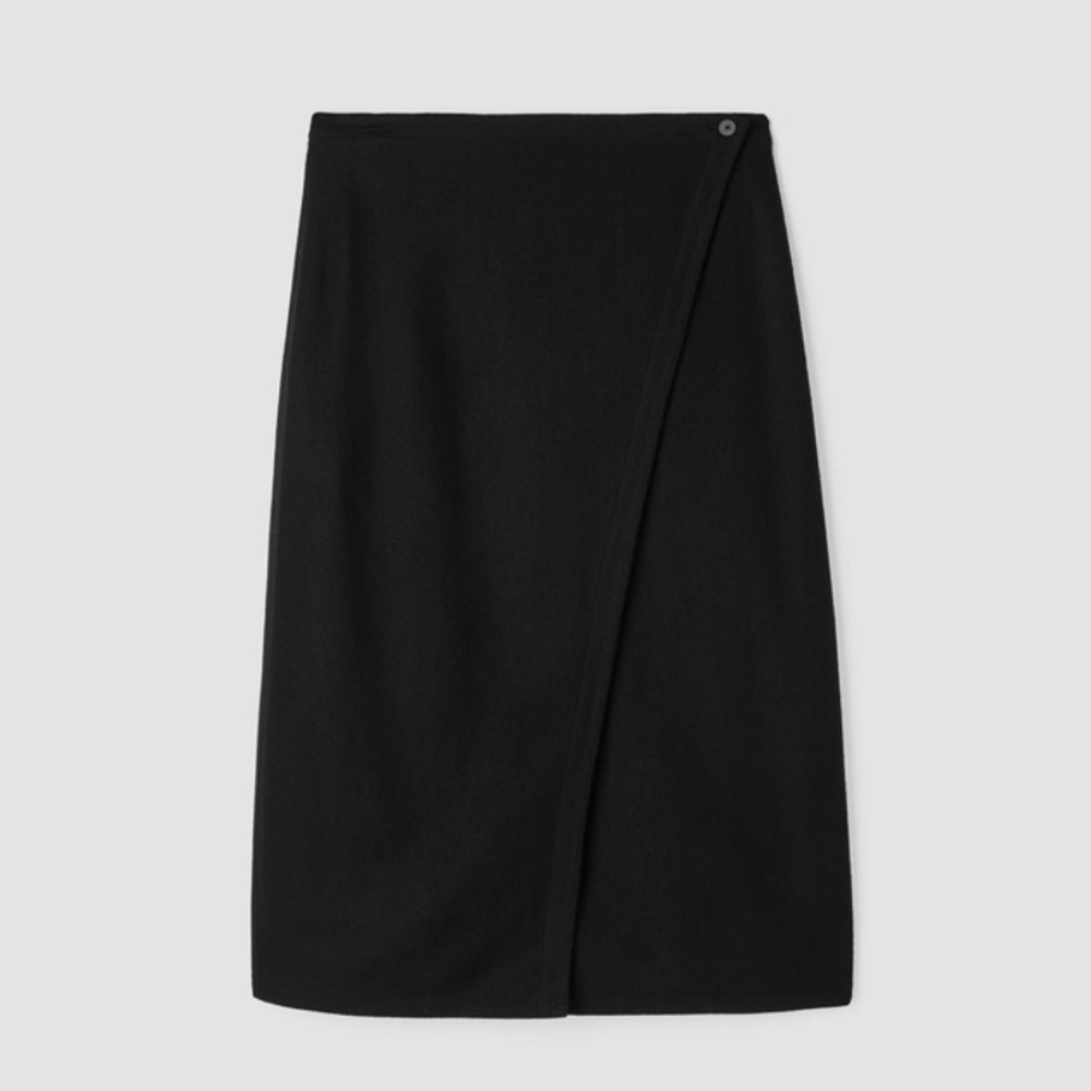 Boiled Wool Jersey Wrap Skirt

Easy Fit, Calf Length